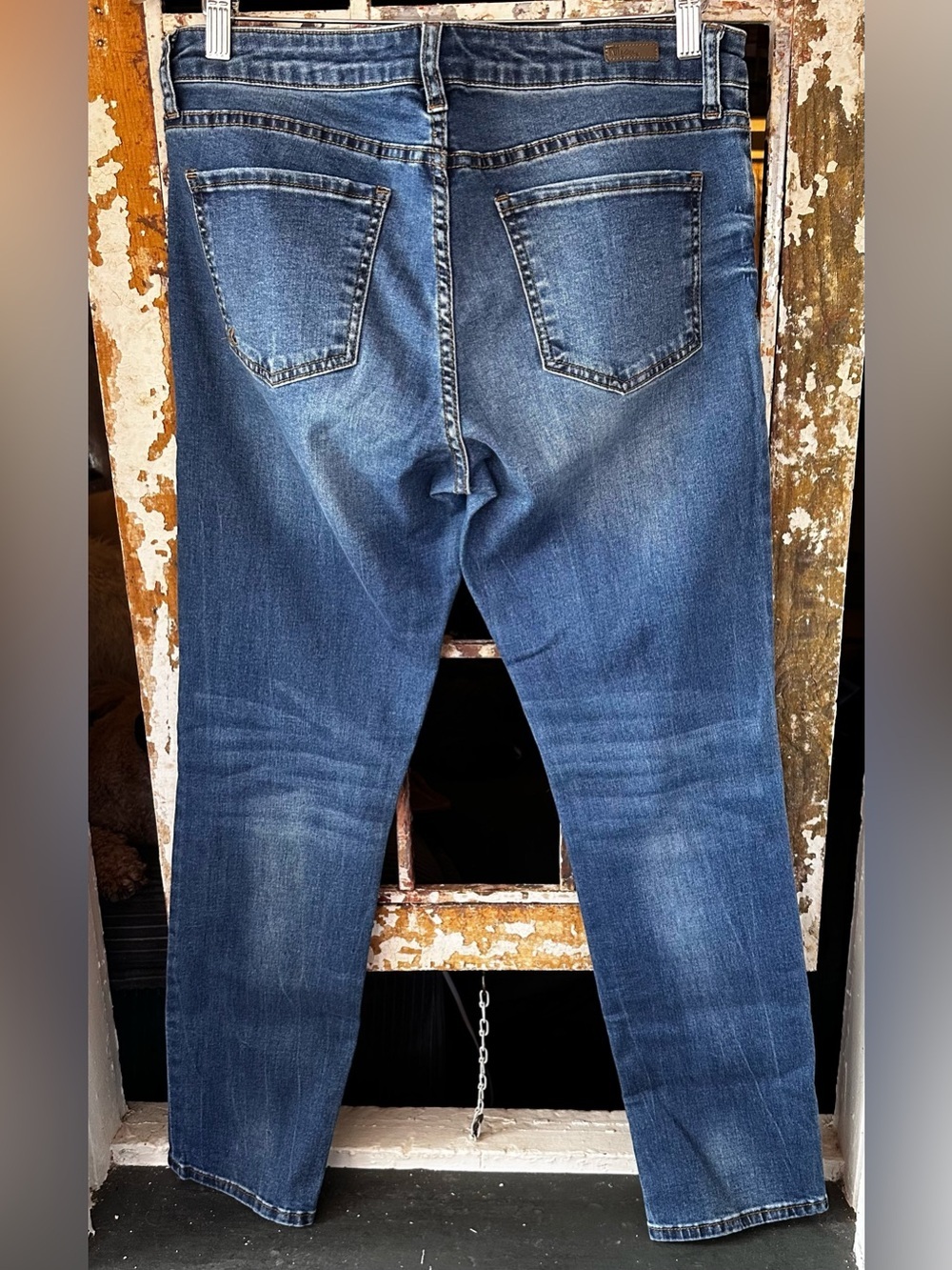 KUT from the Kloth Boyfriend Jeans Medium Wash Stretch Denim Size 8 - Picture 4 of 9